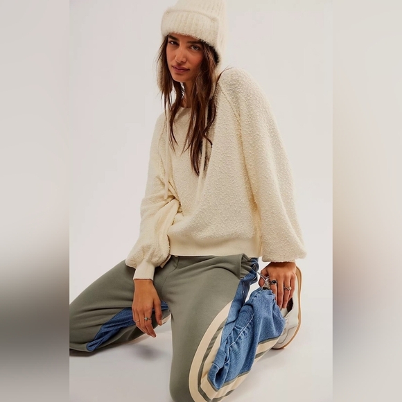 Free People Found My Friend Pullover - Picture 1 of 9